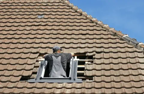 Pose de velux à Arcachon